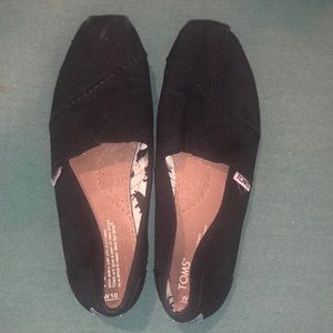 Toms for the summer!